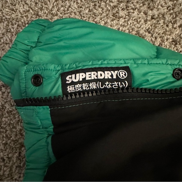 SUPERDRY Astrid Puffer Oversized Jacket with Hood in City Green, Size 6 - Picture 5 of 14